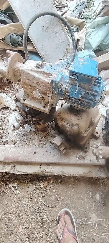 reduktur: Sənaye reduktorları və elektrik motoru dəsti - Müxtəlif ölçülü və — 2