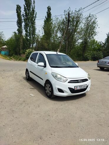 Hyundai: Hyundai i10: 2012 г., 1.2 л, Механика, Бензин, Хэтчбэк
