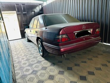 Mercedes-Benz: Mercedes-Benz E-Class: 1994 г., 3.2 л, Автомат, Бензин, Седан