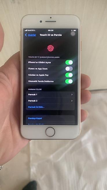 ucuz telfolar: IPhone 8, 64 GB, Qızılı, Barmaq izi, Face ID — 1