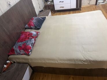 Yataq otağı dəstləri: İkinəfərlik çarpayı, 2 tumba — 8