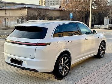 Lixiang: Lixiang L7: 2023 г., 1.5 л, Гибрид, Кроссовер — 4