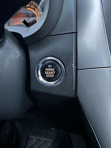 Toyota: Toyota Auris: 2008 г., 1.6 л, Робот, Бензин, Хэтчбэк — 9