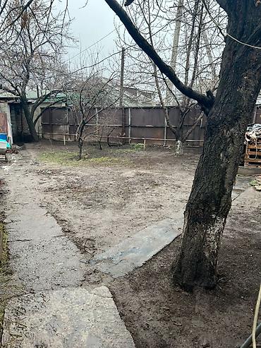 Продажа домов: Полдома, 75 м², 3 комнаты, Собственник, Старый ремонт at lalafo.kg — 16 Продажа домов: Полдома, 75 м², 3 комнаты, Собственник, Старый ремонт — 16