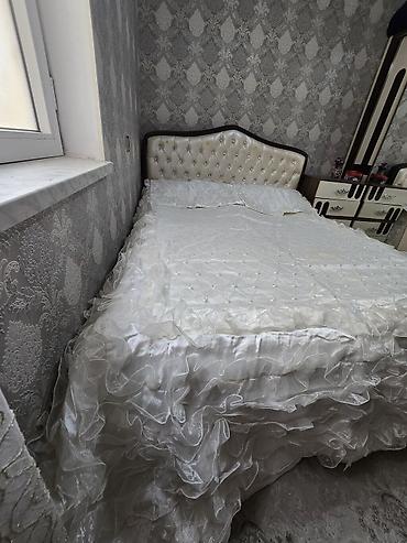 stul örtükləri: Yataq üçün Yeni Qaşlı rəng - Ağ Yataq örtüyü, Ünvandan götürmə — 2