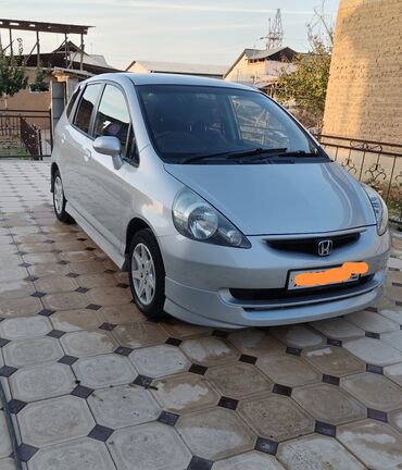 cd car cassette adaptor: Honda Fit: 2003 г., 1.3 л, Вариатор, Бензин, Хэтчбэк