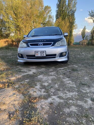 Toyota: Toyota Ipsum: 2004 г., 2.4 л, Автомат, Бензин, Минивэн