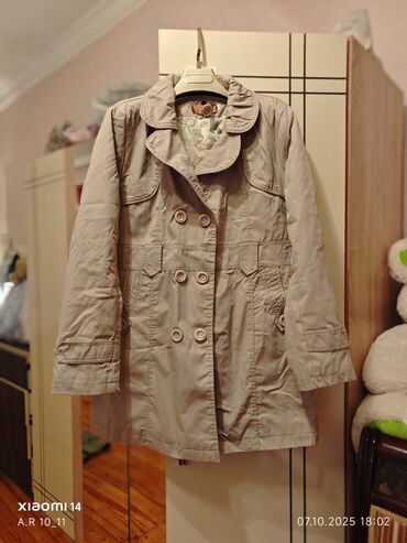 Dəstlər, kostyumlar: Qadın geyim dəsti – uzun palto və 3 fərqli kofta 1) Uzun palto - — 13