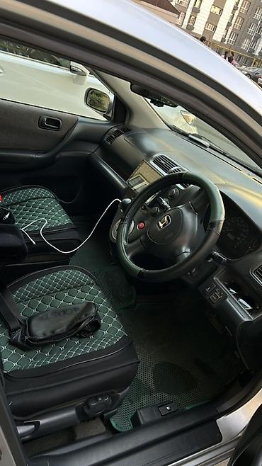 Унаа: Honda Civic: 2001 г., 1.7 л, Вариатор, Бензин, Хетчбек — 6