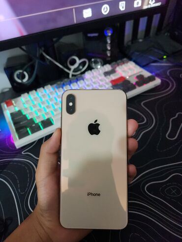 Apple iPhone: IPhone Xs Max, Б/у, 64 ГБ, Matte Gold, Чехол, 95 %