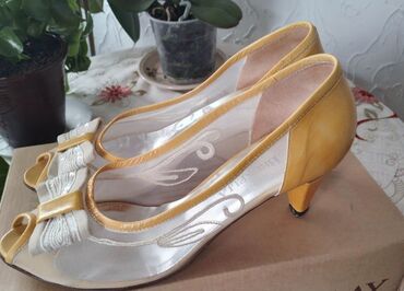 ženske salonke: Prelepe cipelice sa masnicom markirane vel 39/40