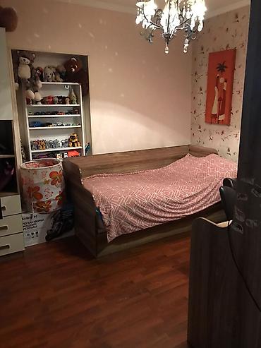 Həyət evləri və villaların satışı: Bulbule gesenesinin centralni yerde yerlesir ev. kupcasi var. her — 25