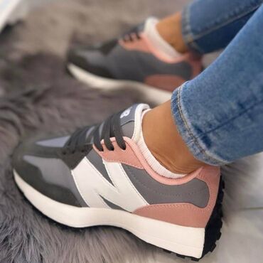 Patike: New Balance — 4