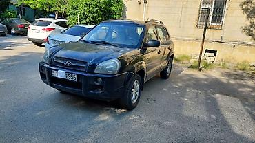 hundai tukson: Hyundai Tucson, qara rəng, 5 qapılı SUV. İli 2006-nın sonu(2007 — 4