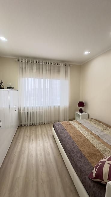 Долгосрочная аренда квартир: 3 комнаты, Риэлтор, Без подселения, С мебелью полностью — 8