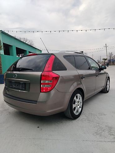 Kia: Kia Ceed: 1.4 l | 2008 il Universal — 4