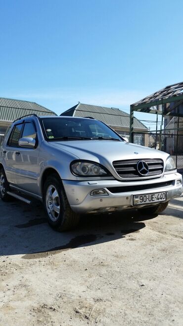 mersedes qapi: Mercedes-Benz 270: 2.7 l | 2003 il Universal