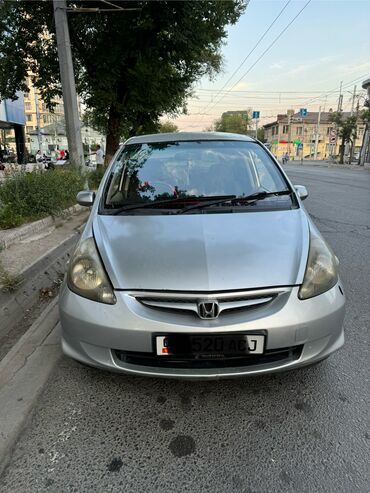 фит багажник: Honda Fit: 2003 г., 1.3 л, Вариатор, Газ, Хэтчбэк