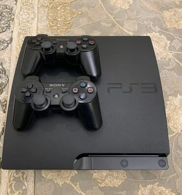 PS3 (Sony PlayStation 3): Продаю идеальную ps3 slim, прошитая +40топ игр, память 500гиг, не