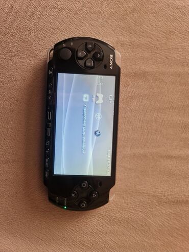 PSP (Sony PlayStation Portable): Sony psp ideal vəziyətdə zaryadka saxlamağina söz ola bilməz 8 məhşur