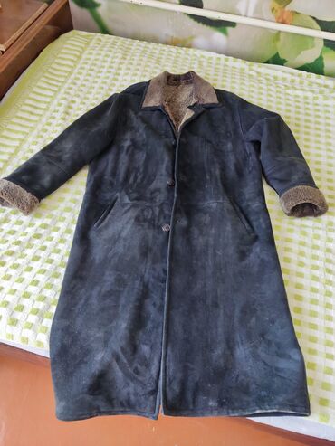 черная рубашка мужская: Дублёнка мужская натуральная, овечья кожа, черная, размер 50, почти