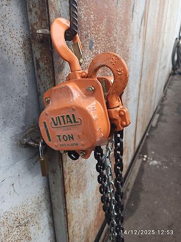 Alətlər: Məhsul: VITAL zəncirli əl talı (chain block) — 1 ton Xüsusiyyətlər: - — 2