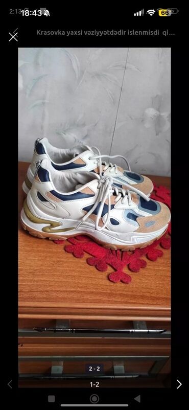 reebok ağ qaçış üçün qadın krossovkaları: Qadın ayaqqabıları dəsti 1) Ağırlıqlı idman ayaqqabısı (foto 1) -