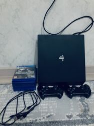 ноут игровой: 🎮 PlayStation 4 Pro 1TB — отличное состояние + игры Продаю