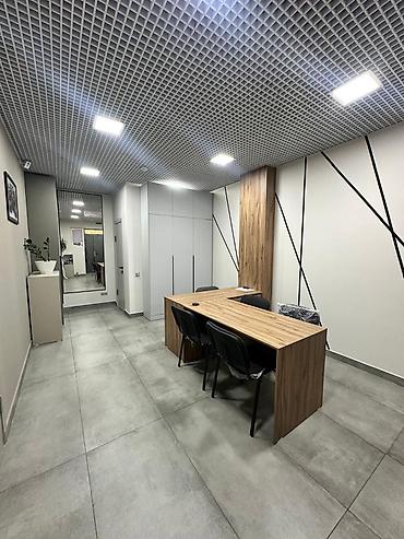 офис будка: Аренда офисов, 46 м², В жилом комплексе, 1 линия, С отдельным входом, С отдельным сан узлом — 6