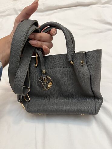 chanel blue qiymeti: Əl çantası, Yeni