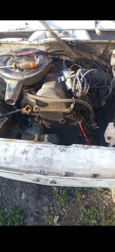 Sbor motorlar və silindr başlıqları: VAZ 2106 markalı avtomobilin mühərriki və bəzi ehtiyat hissələri