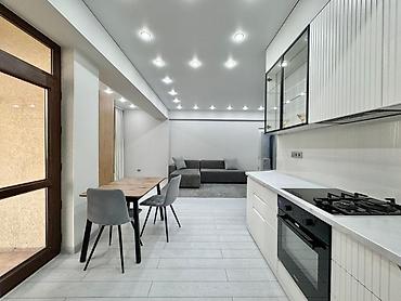 Сдается 3-х ком. Квартира Р-н: Логвиненко 28 Этаж: 7/12 Цена: 1500$