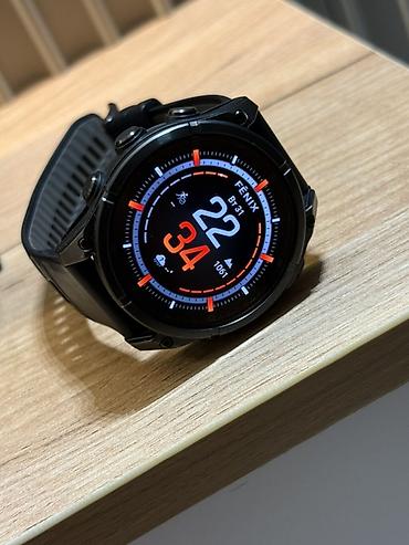 Garmin: Garmin Fenix 8 — 1