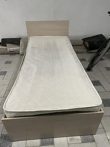 матрасы бишкек: Односпальная кровать с матрасом За 6000 отдам - Размер спального — 3