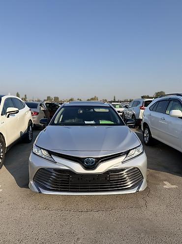 kia seed: Toyota Camry: 2020 г., 2.5 л, Вариатор, Гибрид, Седан — 4