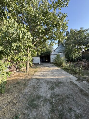 частный дом в районе кызыл аскер: Дом, 60 м², 4 комнаты, Собственник, Старый ремонт