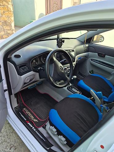 prius teker: Hyundai Accent: 1.4 l | 2009 il Sedan — 8
