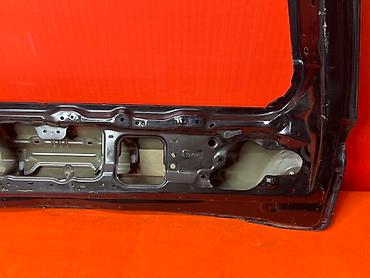 Крышки багажника и комплектующие: Крышка багажника Toyota, Оригинал — 10