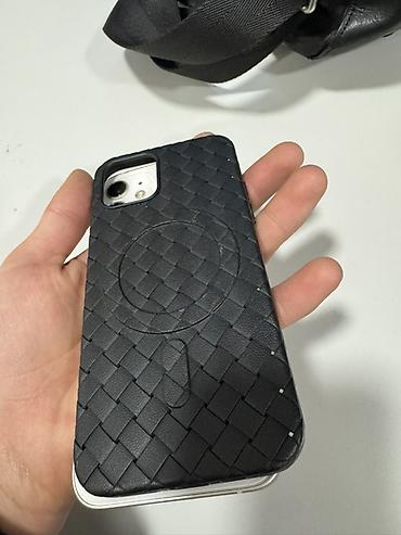 Apple iPhone: IPhone 12, Б/у, 64 ГБ, Белый, Чехол, 78 % — 10