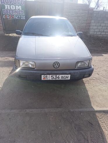 рд 1: Volkswagen Passat: 1993 г., 1.8 л, Механика, Бензин, Седан