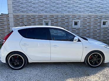 Hyundai: Hyundai i30: 1.6 l | 2007 il Hetçbek — 4