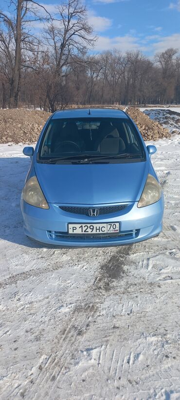 фит расрочку: Honda Fit: 2002 г., 1.3 л, Вариатор, Бензин, Седан