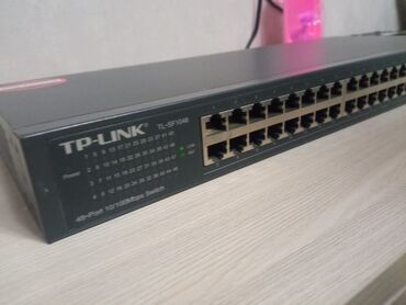 24 портовый коммутатор: Продаю коммутатор Tplink на 48 портов