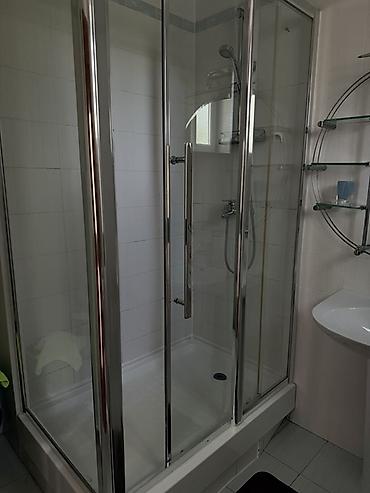 studio apartment: Карвен 4 Сезона Уютная светлая однокомнатная квартира-студия. Wi-Fi — 4