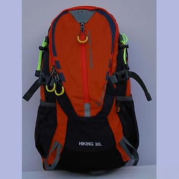 Sportske torbe i rančevi: Planinarski ranac – 30L - Zapremina: 30 litara (oznaka “HIKING 30L”) — 2