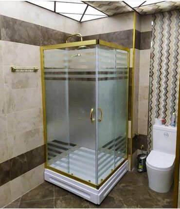 Duş kabinaları, arakəsmələr: Yeni Üstü açıq kabina, Künc üçün — 22