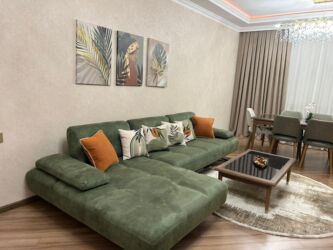 Digər biznes avadanlığı: Künc divan, İşlənmiş, Açılan, Bazalı, Ödənişli çatdırılma