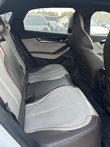 BYD: BYD Qin: 2023 г., Автомат, Электромобиль, Седан — 6