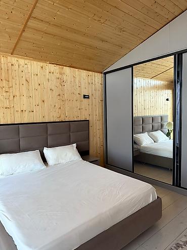 Посуточная аренда домов: Сдам барнхаус на первой линии в длительную аренду с сентября по май в — 24