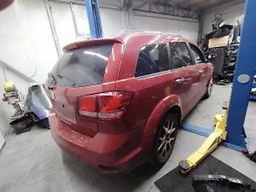 Auto delovi, gume i tjuning: Fiat Freemont kompletan auto u delovima crveni. Fiat Freemont — 3